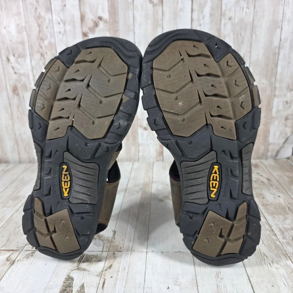 KEEN Newport Premium Bison Brown Leather Sport Sandals Mens 10 Hiking Trail Shoe